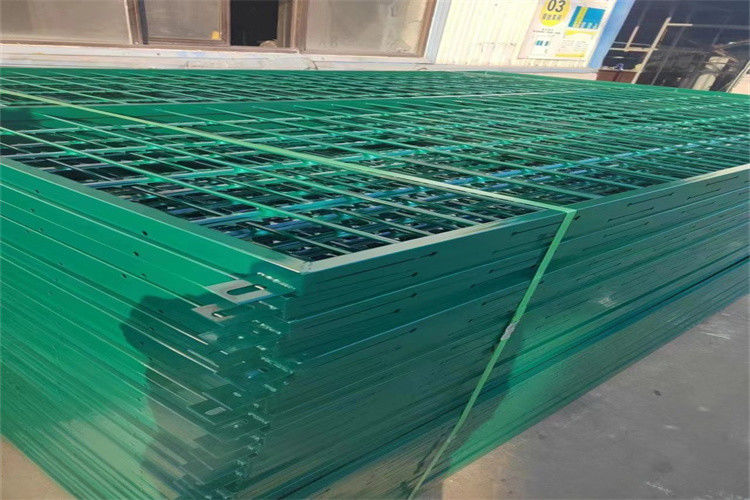 Protective Factory Price Galvanized Powder Coated Razor Barbed Wire Fencing